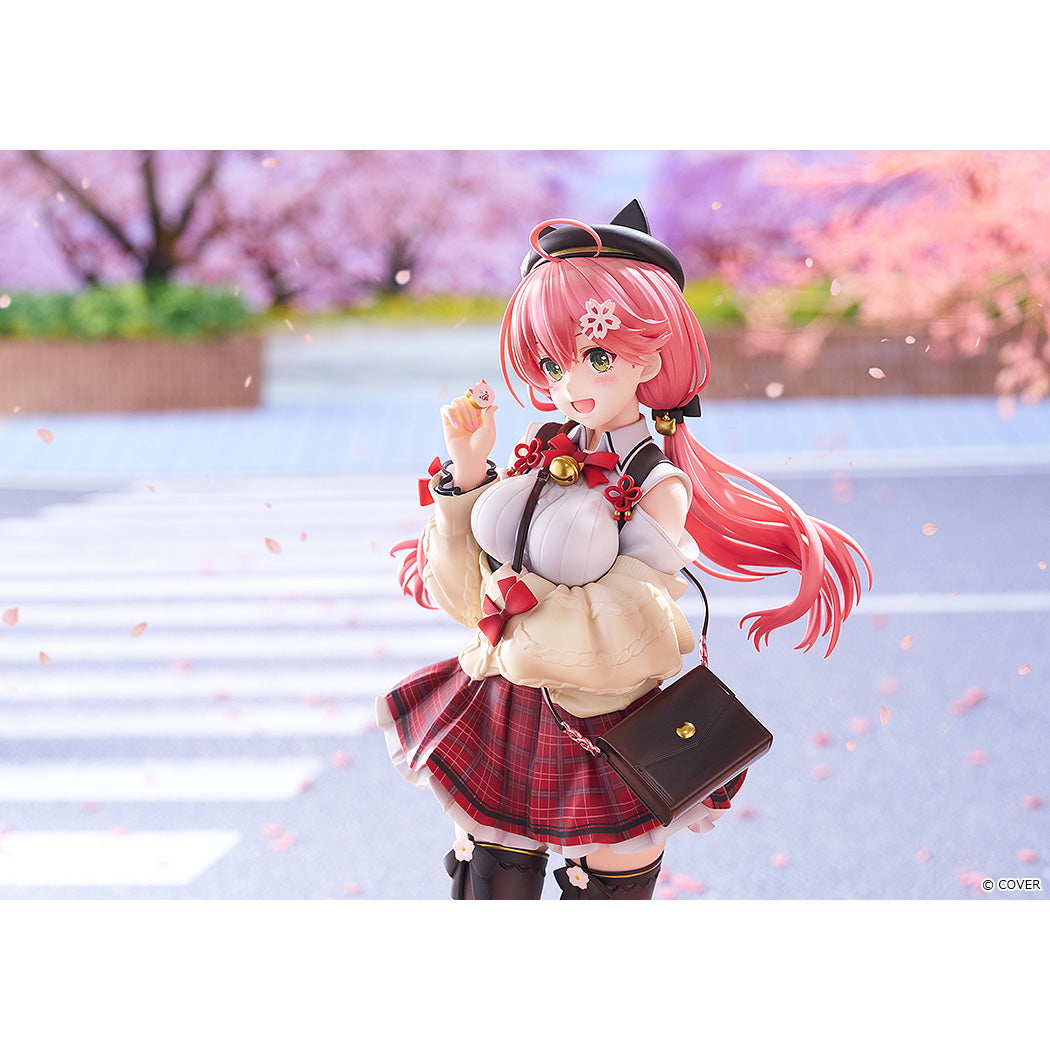 Sakura Miko: Date Style Casual Outfit Ver. 1/7 scale Painted Figure