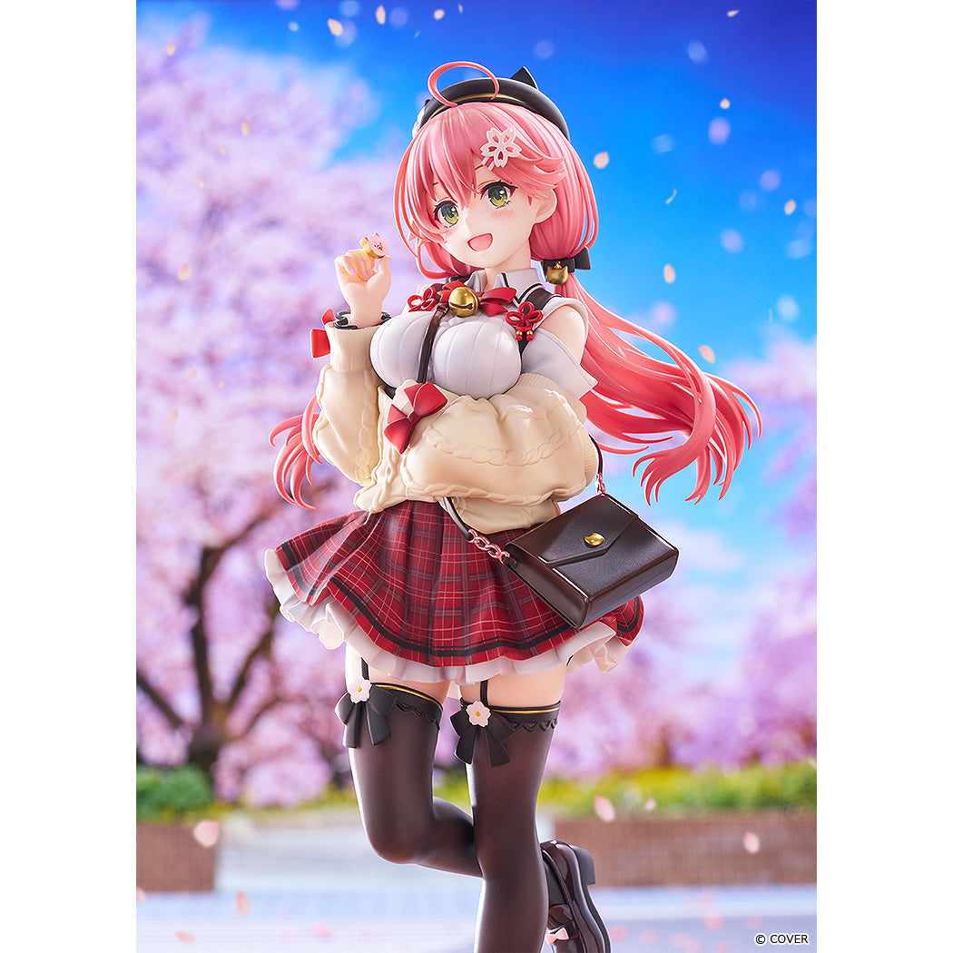 Sakura Miko: Date Style Casual Outfit Ver. 1/7 scale Painted Figure